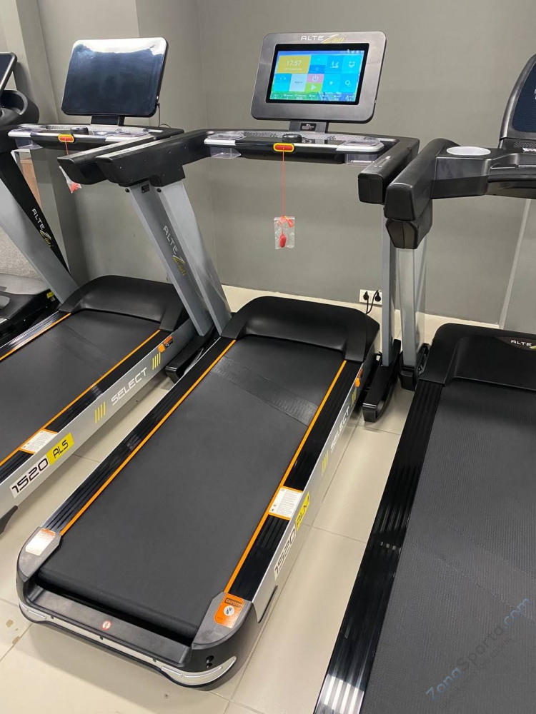 Беговая дорожка Altezani ALM 1520