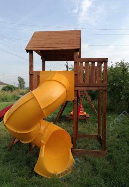 Детский городок Выше Всех Победа со спиральной горкой