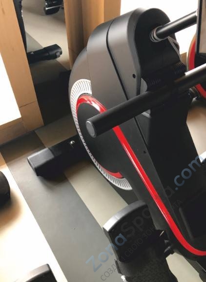 Гребной тренажёр UG-R001