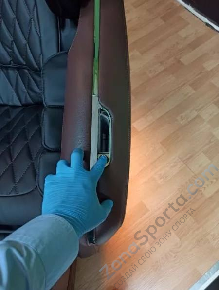 Массажное кресло OHCO M.8 Walnut