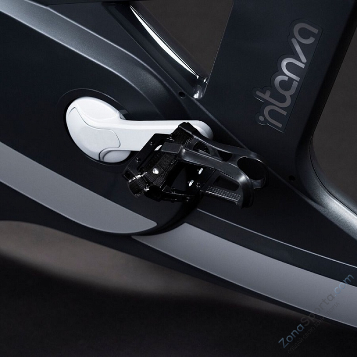 Сайкл-тренажер Intenza 550GC3